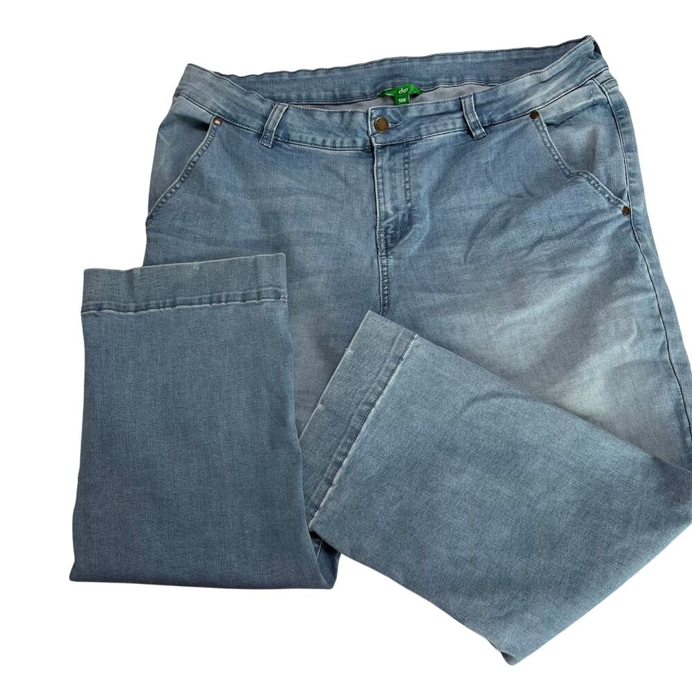 Dipโ Womenโs Cropped Jeans Sz 18W Distressed Light Wash